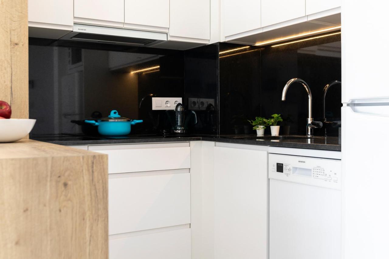 Albana Apartaments Turistics L' Escala Eksteriør billede